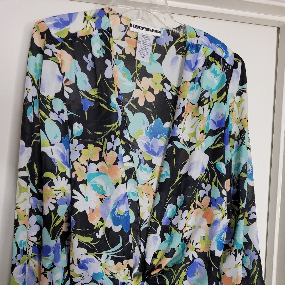 Dana Kay blouse - Picture 3 of 7